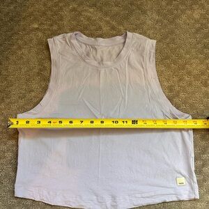 Vuori Light Purple cropped energy tee